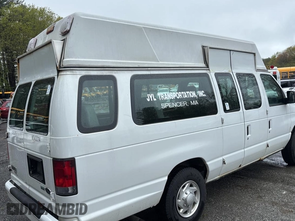 2014 Ford Econoline Cargo Commercial with VIN 1FTNS2EW3EDA97297, listed as a Copart auction lot 56185395 with 167,805 mi miles and Clean Title. Bid and sale history available at DreamBid. Image 4.