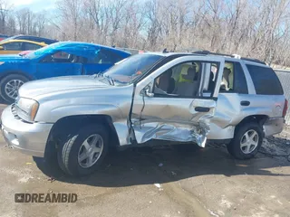 2006 Chevrolet TrailBlazer with VIN 1GNDT13S162124181, listed as a IAAI auction lot 41606926 with 200,785 mi miles and . Bid and sale history available at DreamBid. Image 15.