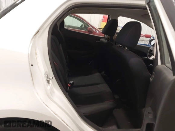 2014 Mazda 2 Touring z VIN JM1DE1LY6E0171403, wystawiony jako IAAI lot #41416489 z przebiegiem 84 494 mil mil oraz . Historia ofert i sprzedaży dostępna na DreamBid. Obrazek 8.
