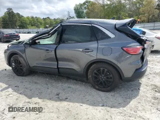 2021 Ford Escape SE with VIN 1FMCU0G65MUB10435, listed as a Copart auction lot 51562635 with 58,511 mi miles and Salvage title. Bid and sale history available at DreamBid. Image 2.