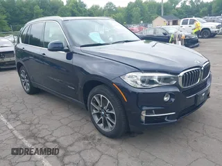 2017 BMW X5 xDrive35i z VIN 5UXKR0C32H0X77424, wystawiony jako IAAI lot #42377984 z przebiegiem 103 128 mil mil oraz . Historia ofert i sprzedaży dostępna na DreamBid. Obrazek 1.