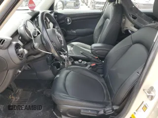 2017 MINI Hardtop 4 Door Cooper z VIN WMWXU1C53H2E17547, wystawiony jako Copart lot #56752355 z przebiegiem 51 663 mil mil oraz Szkoda całkowita • Salvage title. Historia ofert i sprzedaży dostępna na DreamBid. Obrazek 7.
