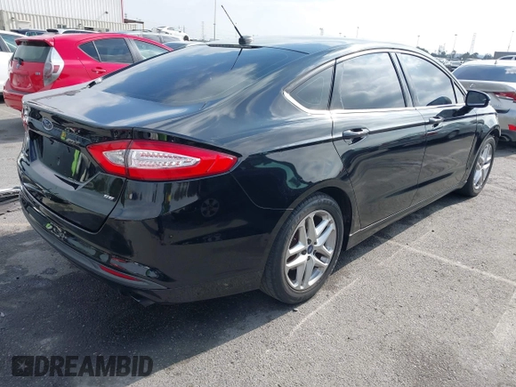 2016 Ford Fusion SE with VIN 3FA6P0H72GR331685, listed as a IAAI auction lot 42021509 with 149,977 mi miles. Bid and sale history available at carsss.com. Image 4.