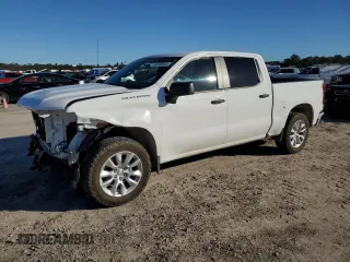 2020 Chevrolet Silverado 1500 Custom with VIN 3GCPWBEF1LG165920, listed as a Copart auction lot 81348844 with 67,801 mi miles and Salvage Title. Bid and sale history available at carsss.com. Image 1.