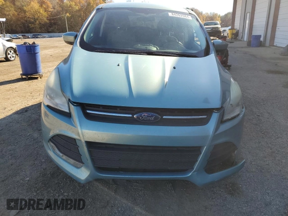 2013 Ford Escape SE with VIN 1FMCU0GXXDUB36747, listed as a Copart auction lot 84262084 with 105,246 mi miles and Salvage Title. Bid and sale history available at carsss.com. Image 5.