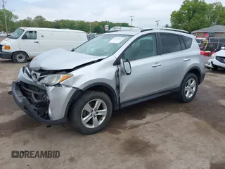 2013 Toyota RAV4 XLE with VIN 2T3RFREV8DW018889, listed as a IAAI auction lot 42249061 with 193,110 mi miles and . Bid and sale history available at DreamBid. Image 17.