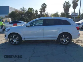 2014 Audi Q7 3.0L TDI Prestige with VIN WA1VMAFEXED008703, listed as a IAAI auction lot 41689471 with 49,658 mi miles. Bid and sale history available at carsss.com. Image 14.