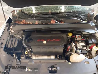 2018 Jeep Compass Sport with VIN 3C4NJCAB6JT124198, listed as a IAAI auction lot 41192196 with 104,557 mi miles. Bid and sale history available at carsss.com. Image 10.