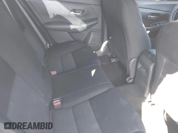 2020 Nissan Sentra SV z VIN 3N1AB8CV4LY280944, wystawiony jako IAAI lot #41645218 z przebiegiem 76 446 mil mil oraz . Historia ofert i sprzedaży dostępna na DreamBid. Obrazek 8.