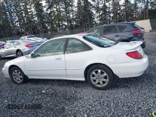 1998 Acura CL Premium z VIN 19UYA2255WL005109, wystawiony jako IAAI lot #41712118 z przebiegiem 242 642 mil mil oraz . Historia ofert i sprzedaży dostępna na DreamBid. Obrazek 14.