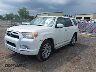 2011 Toyota 4Runner Trail с VIN JTEBU5JRXB5033547, выставлен на аукционе IAAI как лот 42576807 с пробегом 233 681 миль миль и . История ставок и продаж доступна на DreamBid. Изображение 17.