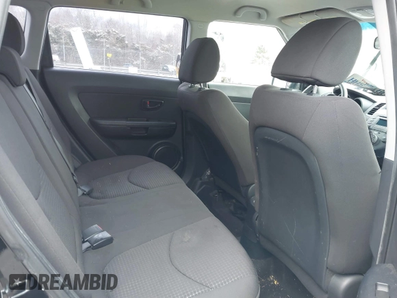 2011 Kia Soul with VIN KNDJT2A12B7303712, listed as a IAAI auction lot 41629793 with 127,167 mi miles. Bid and sale history available at carsss.com. Image 8.