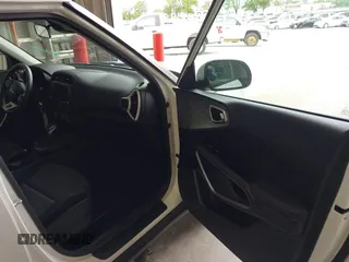 2024 Kia Soul S with VIN KNDJ23AU1R7237456, listed as a IAAI auction lot 42349274 with 18,668 mi miles and . Bid and sale history available at DreamBid. Image 5.