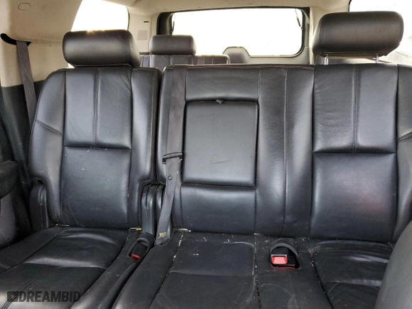 2009 Chevrolet Suburban LT w/1LT with VIN 1GNFK26349R240430, listed as a Copart auction lot 43215215 with 228,316 mi miles and Clean Title. Bid and sale history available at carsss.com. Image 10.