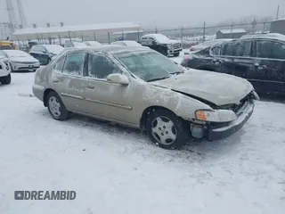 2000 Nissan Altima XE with VIN 1N4DL01D8YC228158, listed as a IAAI auction lot 41339135 with 60,494 mi miles. Bid and sale history available at carsss.com. Image 1.