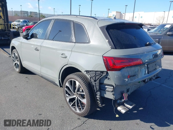 2022 Audi SQ5 Premium Plus with VIN WA1B4AFY0N2042917, listed as a IAAI auction lot 41509774 with 39,851 mi miles. Bid and sale history available at carsss.com. Image 3.