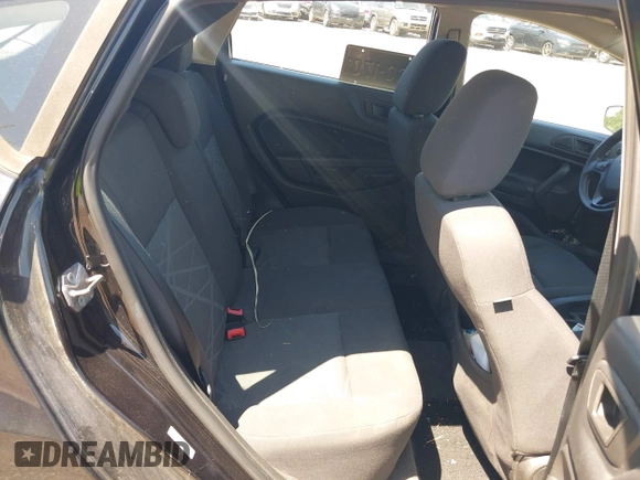 2014 Ford Fiesta S с VIN 3FADP4TJXEM106233, выставлен на аукционе IAAI как лот 42138608 с пробегом 107 873 миль миль и . История ставок и продаж доступна на DreamBid. Изображение 8.