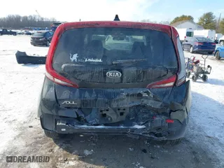 2020 Kia Soul LX with VIN KNDJ23AU7L7725379, listed as a IAAI auction lot 41405625 with 40,624 mi miles. Bid and sale history available at carsss.com. Image 16.