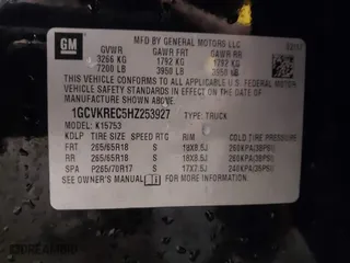 2017 Chevrolet Silverado 1500 LT with VIN 1GCVKREC5HZ253927, listed as a IAAI auction lot 41720221 with 110,141 mi miles. Bid and sale history available at carsss.com. Image 9.
