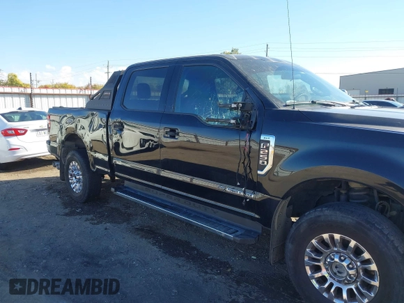 2021 Ford Super Duty F-250 SRW XL with VIN 1FT7W2BT4MEC88324, listed as a IAAI auction lot 40584769 with 163,379 mi miles. Bid and sale history available at carsss.com. Image 6.