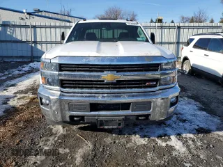 2015 Chevrolet Silverado 3500HD LTZ with VIN 1GC4K0E80FF157625, listed as a Copart auction lot 42562895 with 119,163 mi miles and Salvage Title. Bid and sale history available at DreamBid. Image 5.