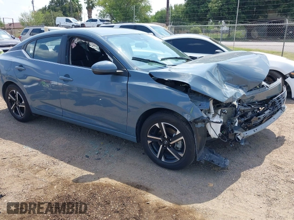 2024 Nissan Sentra SV z VIN 3N1AB8CV5RY272294, wystawiony jako IAAI lot #42353896 z przebiegiem 10 524 mil mil oraz . Historia ofert i sprzedaży dostępna na DreamBid. Obrazek 1.