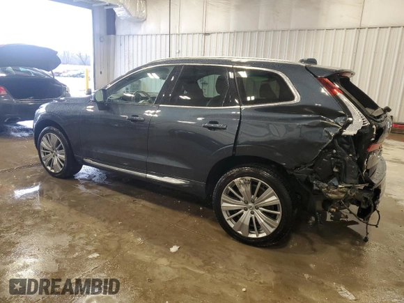 2022 Volvo XC60 Inscription z VIN YV4062RL1N1986970, wystawiony jako Copart lot #47818515 z przebiegiem 44 608 mil mil oraz Szkoda całkowita • Salvage title. Historia ofert i sprzedaży dostępna na DreamBid. Obrazek 2.