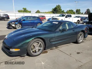 2001 Chevrolet Corvette with VIN 1G1YY22G015107824, listed as a Copart auction lot 70712274 with 85,372 mi miles and Salvage Title. Bid and sale history available at carsss.com. Image 1.