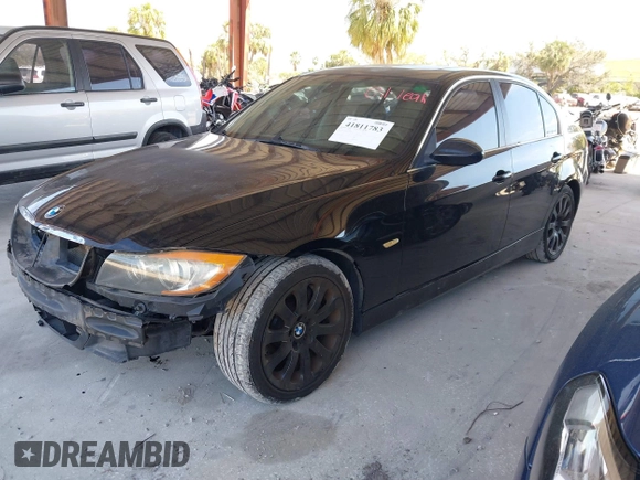 2008 BMW 3 Series 335xi with VIN WBAVD53588A284754, listed as a IAAI auction lot 41811783 with 239,309 mi miles. Bid and sale history available at carsss.com. Image 2.