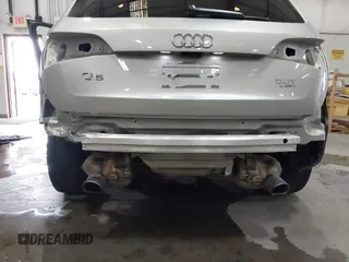 2015 Audi Q5 Premium Plus with VIN WA1DGAFP0FA096717, listed as a IAAI auction lot 42448127 with 50,501 mi miles and . Bid and sale history available at DreamBid. Image 18.
