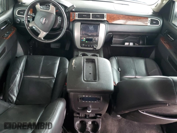 2014 GMC Yukon SLT with VIN 1GKS1CE0XER231558, listed as a Copart auction lot 89347705 with 207,511 mi miles and Salvage Title. Bid and sale history available at carsss.com. Image 8.