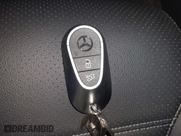 2025 Mercedes-Benz GLC with VIN W1NKM4HB8SF291642, listed as a IAAI auction lot 41397382 with 209 mi miles. Bid and sale history available at carsss.com. Image 11.