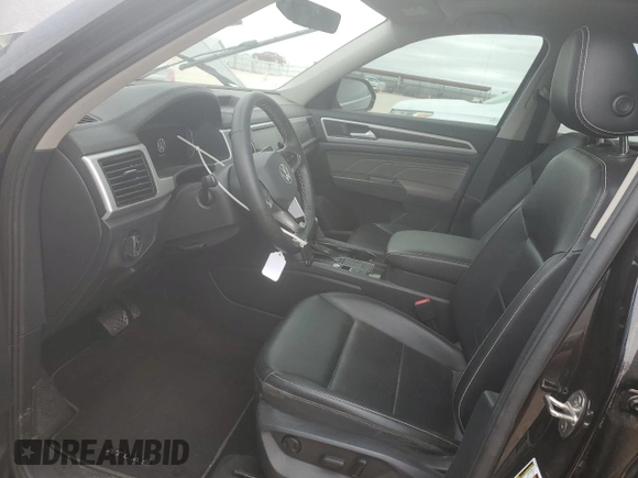 2022 Volkswagen Atlas SE with VIN 1V2JR2CA4NC545102, listed as a Copart auction lot 51954195 with 42,030 mi miles and Clean title. Bid and sale history available at DreamBid. Image 7.