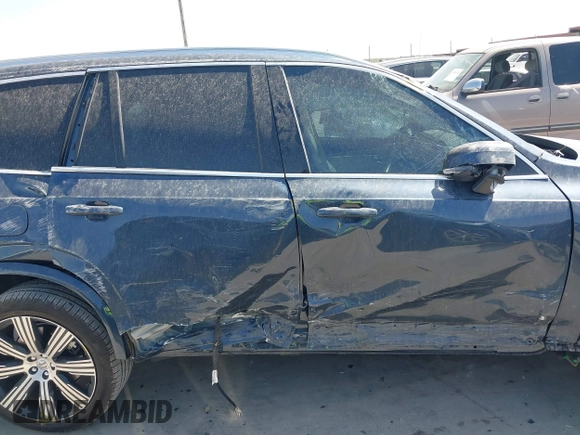 2024 Volvo XC90 Plus with VIN YV4H60LE4R1236342, listed as a IAAI auction lot 41826136 with 5,278 mi miles and . Bid and sale history available at DreamBid. Image 14.