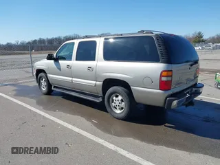 2002 Chevrolet Suburban LS with VIN 3GNEC16Z32G339558, listed as a IAAI auction lot 41739334 with 198,291 mi miles. Bid and sale history available at carsss.com. Image 3.