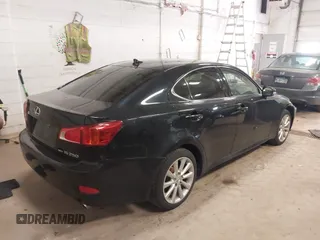 2009 Lexus IS 250 z VIN JTHCK262992030335, wystawiony jako IAAI lot #42038706 z przebiegiem 181 904 mil mil oraz . Historia ofert i sprzedaży dostępna na DreamBid. Obrazek 4.