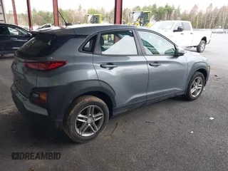2019 Hyundai Kona SE with VIN KM8K1CAA0KU371164, listed as a IAAI auction lot 42090955 with 70,225 mi miles and . Bid and sale history available at carsss.com. Image 4.
