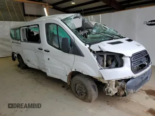 2017 Ford Transit XL z VIN 1FBZX2YM4HKA00819, wystawiony jako Copart lot #49780555 z przebiegiem 251 396 mil mil oraz Nie do naprawy. Historia ofert i sprzedaży dostępna na DreamBid. Obrazek 4.