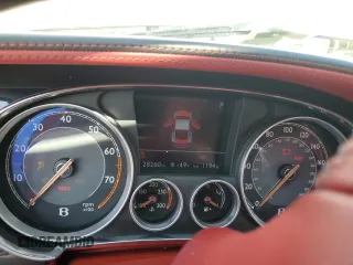 2015 Bentley Continental GT с VIN SCBFH7ZA8FC045608, выставлен на аукционе Copart как лот 49875985 с пробегом 28 260 миль миль и Списание • Salvage title. История ставок и продаж доступна на DreamBid. Изображение 9.