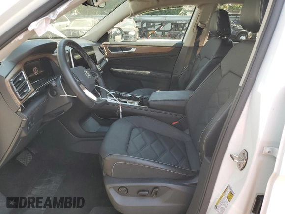 2024 Volkswagen Atlas SE with VIN 1V2WR2CA5RC536517, listed as a Copart auction lot 63795655 with 37,003 mi miles and Clean title. Bid and sale history available at DreamBid. Image 7.