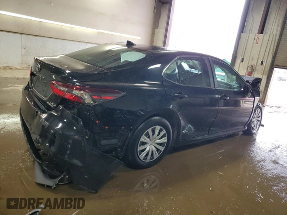 2021 Toyota Camry Hybrid LE with VIN 4T1C31AK5MU552002, listed as a Copart auction lot 52137565 with 91,780 mi miles and Salvage Title. Bid and sale history available at DreamBid. Image 3.