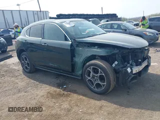 2018 Alfa Romeo Stelvio z VIN ZASFAKAN7J7B99545, wystawiony jako IAAI lot #42117271 z przebiegiem 49 368 mil mil oraz . Historia ofert i sprzedaży dostępna na DreamBid. Obrazek 1.