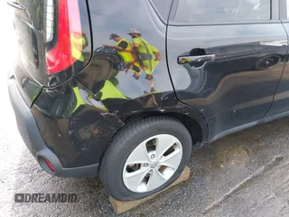 2016 Kia Soul z VIN KNDJN2A29G7312479, wystawiony jako IAAI lot #42042358 z przebiegiem 78 308 mil mil oraz . Historia ofert i sprzedaży dostępna na DreamBid. Obrazek 6.