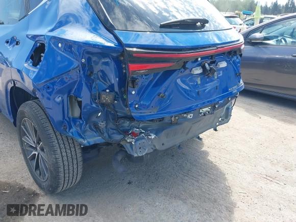 2023 Lexus NX 350 Premium with VIN 2T2GGCEZ4PC017768, listed as a IAAI auction lot 42183152 with 21,783 mi miles and . Bid and sale history available at DreamBid. Image 6.