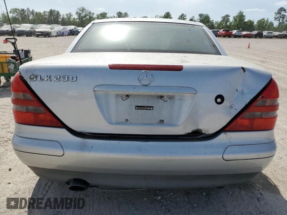1998 Mercedes-Benz SLK-Class with VIN WDBKK47F7WF055151, listed as a Copart auction lot 53547665 with 49,576 mi miles and Clean Title. Bid and sale history available at carsss.com. Image 6.