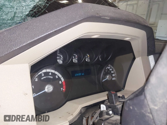 2011 Ford F-250 XL with VIN 1FT7X2B69BEB47253, listed as a IAAI auction lot 41026445 with 279,157 mi miles and . Bid and sale history available at DreamBid. Image 7.