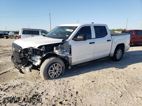 2022 Toyota Tundra 2WD SR with VIN 5TFKB5AB7NX010541, listed as a Copart auction lot 73222094 with 44,079 mi miles and Salvage Title. Bid and sale history available at carsss.com. Image 1.