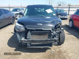 2018 Kia Soul with VIN KNDJN2A2XJ7903749, listed as a IAAI auction lot 41913226 with 86,169 mi miles. Bid and sale history available at carsss.com. Image 13.