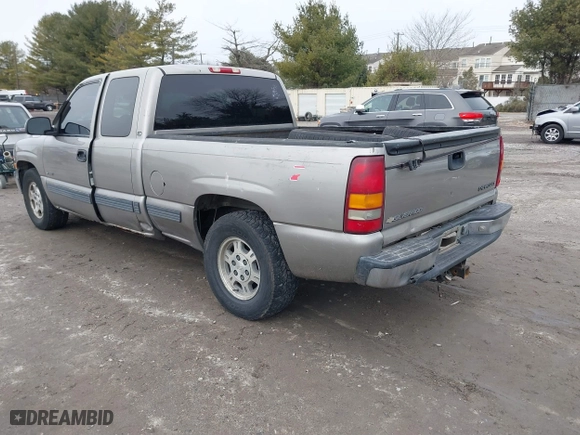 2001 Chevrolet Silverado 1500 LT with VIN 2GCEC19T711249322, listed as a IAAI auction lot 41556311 with 200,237 mi miles. Bid and sale history available at carsss.com. Image 3.
