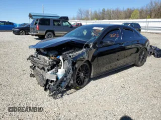 2019 Mercedes-Benz A 220 z VIN WDD3G4EBXKW028565, wystawiony jako Copart lot #49446045 z przebiegiem 76 819 mil mil oraz Szkoda całkowita • Salvage title. Historia ofert i sprzedaży dostępna na DreamBid. Obrazek 1.